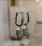 Elegant Dangling Earrings - Image 3