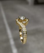 Asymmetrical round brilliant-cut diamond engagement - Image 6